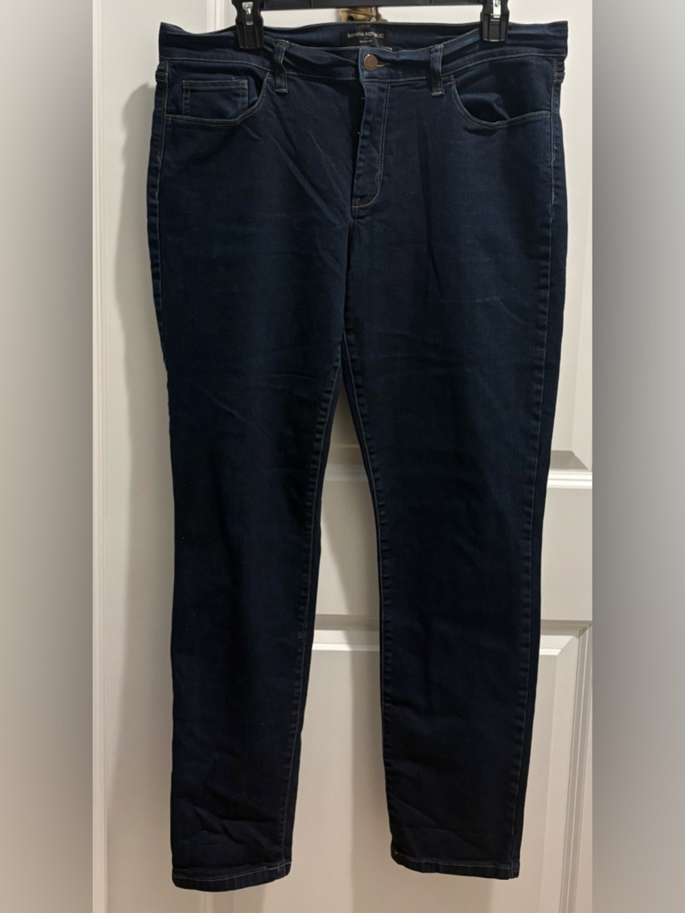 Banana Republic Women's Skinny Jeans in Navy Blue